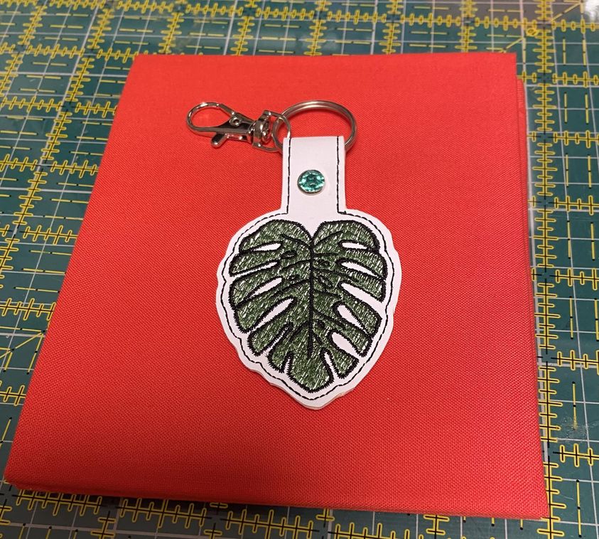 Tropical Monstera Leaf Snap Tab Machine Embroidery Design  Stitching Blues