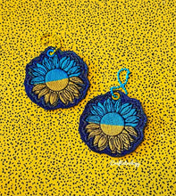 Load image into Gallery viewer, Flower With Ukrainian Flag machine embroidery design + Snap Tab Eyelet
