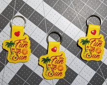 Load image into Gallery viewer, Fun in the sun Snap Tab machine embroidery design - summer