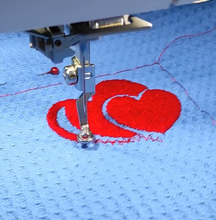 Load image into Gallery viewer, Hearts machine embroidery design - Valentine's Day