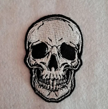 Load image into Gallery viewer, Skull Patch machine embroidery design