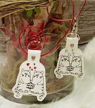 Load image into Gallery viewer, Cats in love Snap Tab machine embroidery design