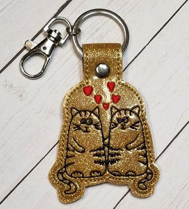 Cats in love Snap Tab machine embroidery design