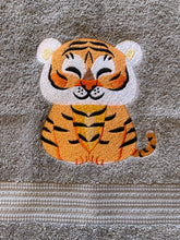 Load image into Gallery viewer, Cute Tiger machine embroidery design