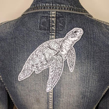 Load image into Gallery viewer, Turtle - machine embroidery design -  reptiles