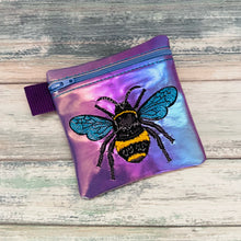 Load image into Gallery viewer, Bee machine embroidery design