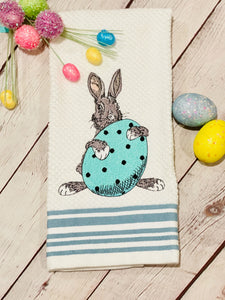 Bunny with egg machine embroidery design